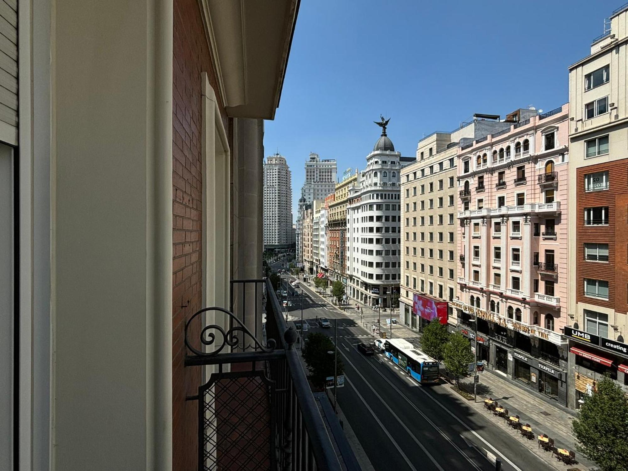 דירות מדריד Gran Via 55 מראה חיצוני תמונה
